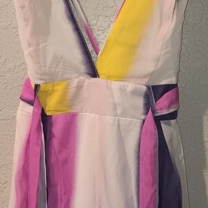 New Miss Avenue Multicolor V-Neck Romper